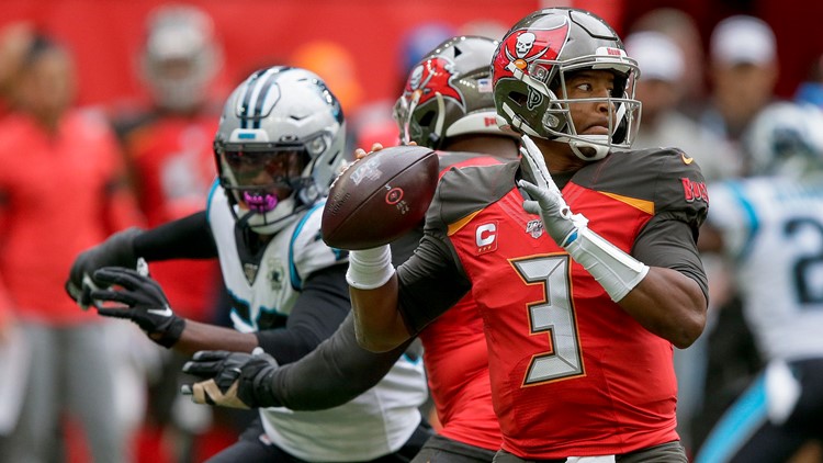 Panthers Buccaneers Football 10 13 19