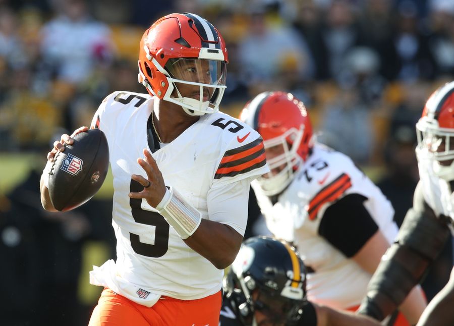 NFL: Cleveland Browns at Pittsburgh Steelers