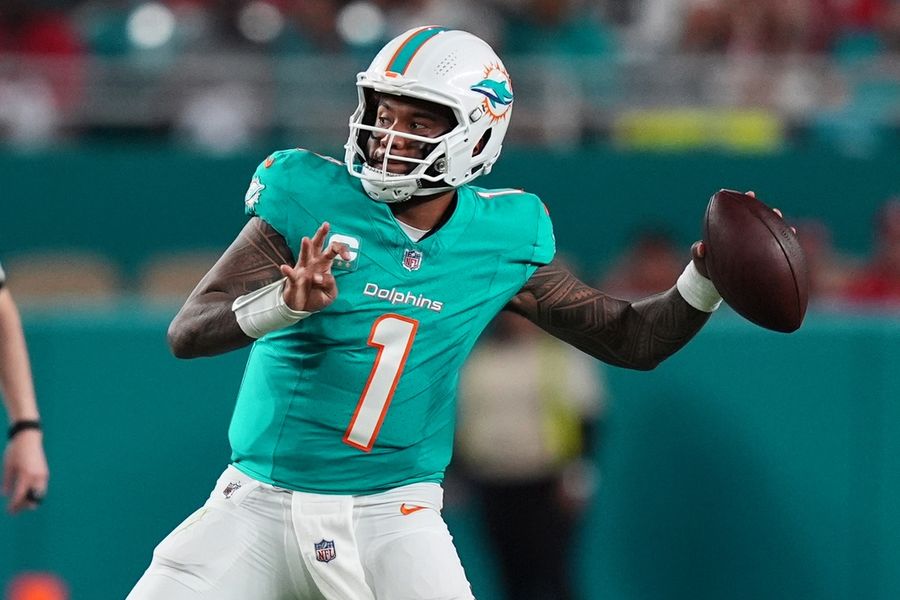NFL: San Francisco 49ers at Miami Dolphins