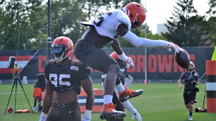 David Njoku Chief Slam Cleveland Browns training camp August 10, 2019