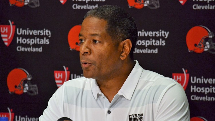 Cleveland Browns defensive coordinator Steve Wilks