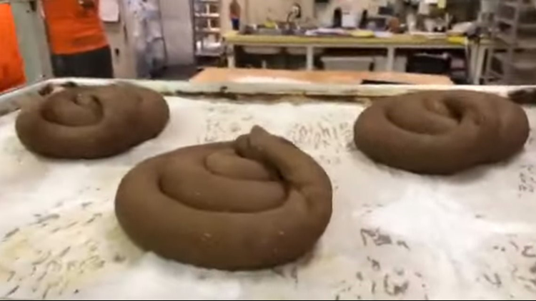 Kiedrowski's Bakery celebrates Browns-Steelers with 'Pittsburgh Twist' bread