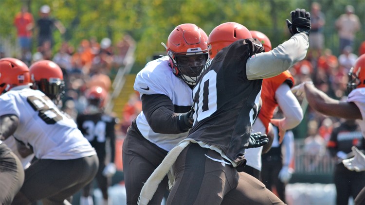 Greg Robinson Chris Smith Cleveland Browns Training Camp August 6, 2019